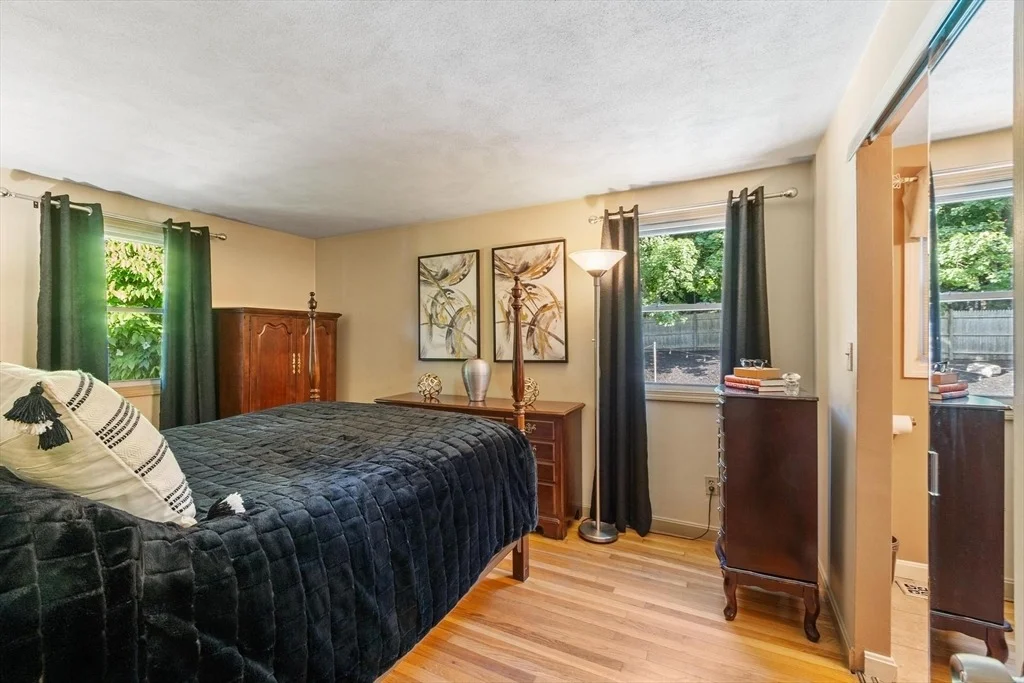Photo of 9 Brookbridge Rd
