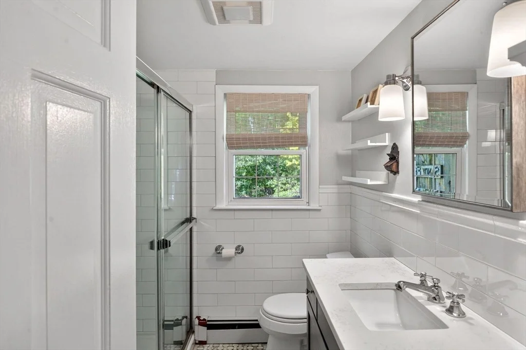 Photo of 4 Forsythia Dr