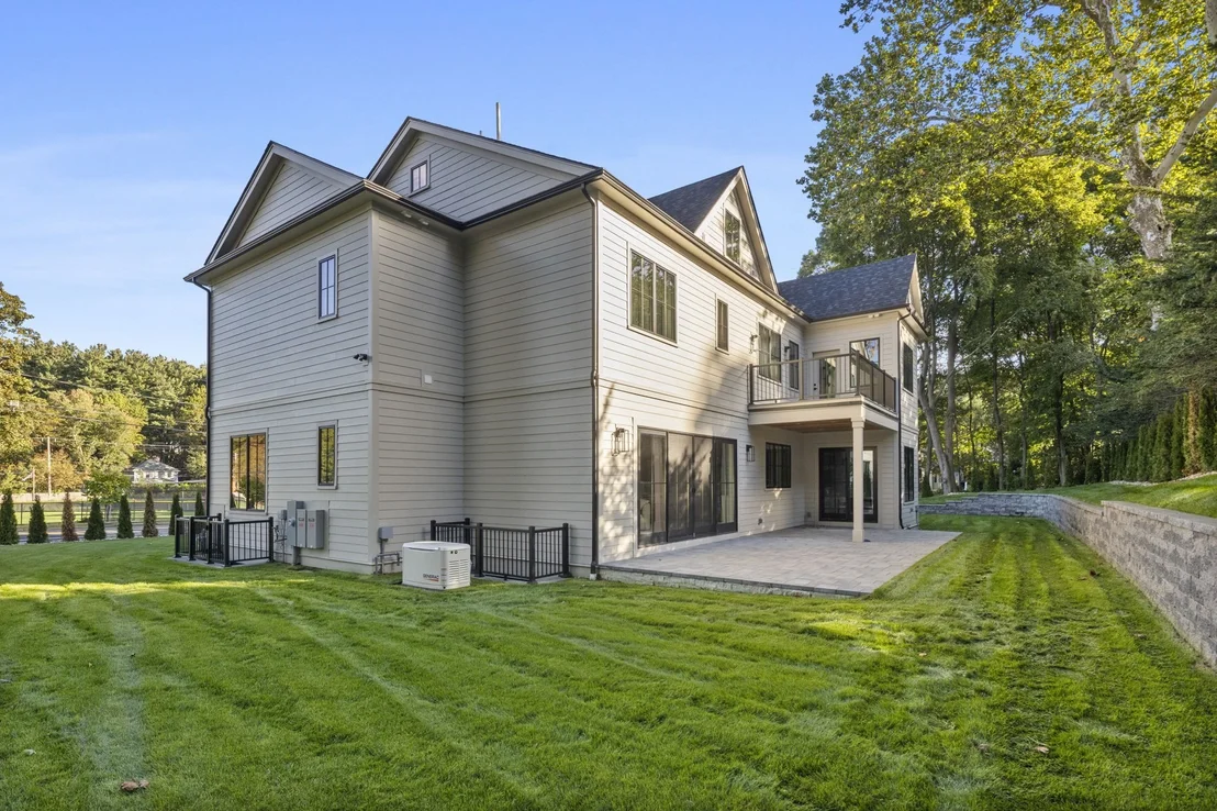 Photo of 125 Allen Ave