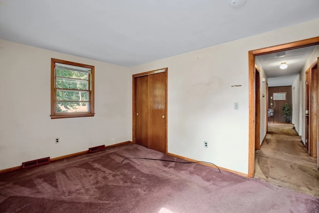 Photo of 111 Crestfield Dr