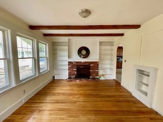 Photo of 259 Massasoit Rd