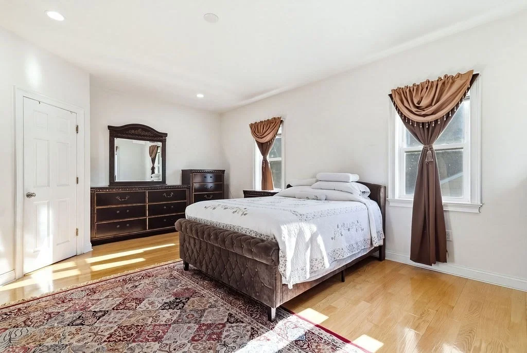 Photo of 116 Common St