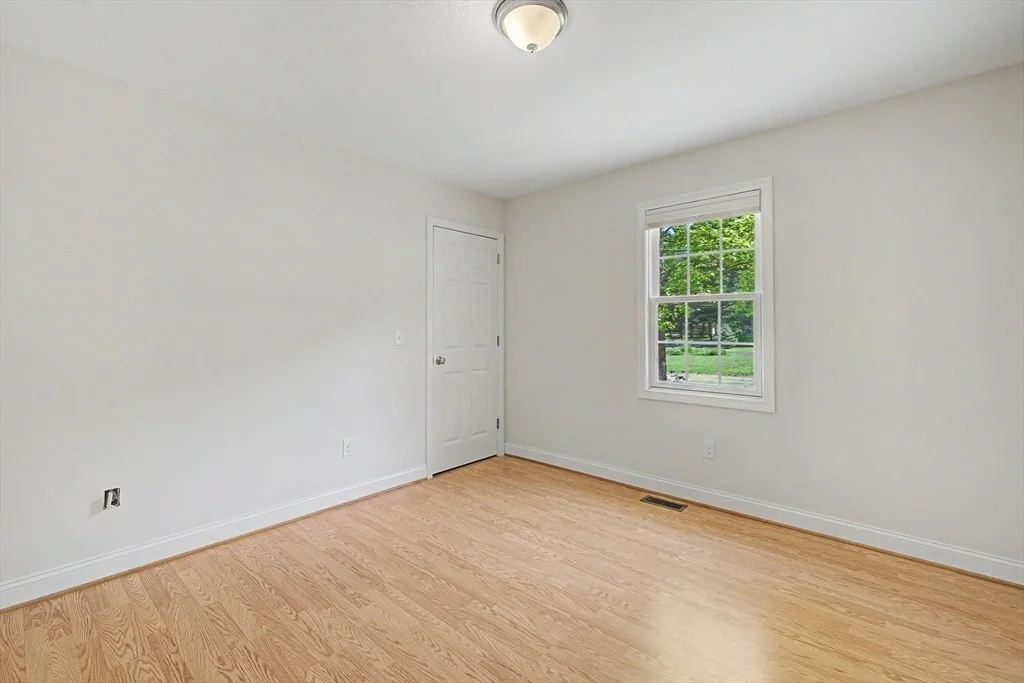 Photo of 792 Ryan Road