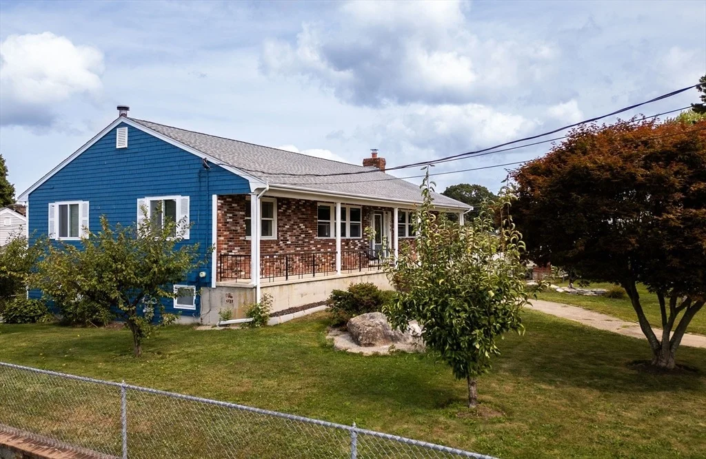 Photo of 1598 Locust St