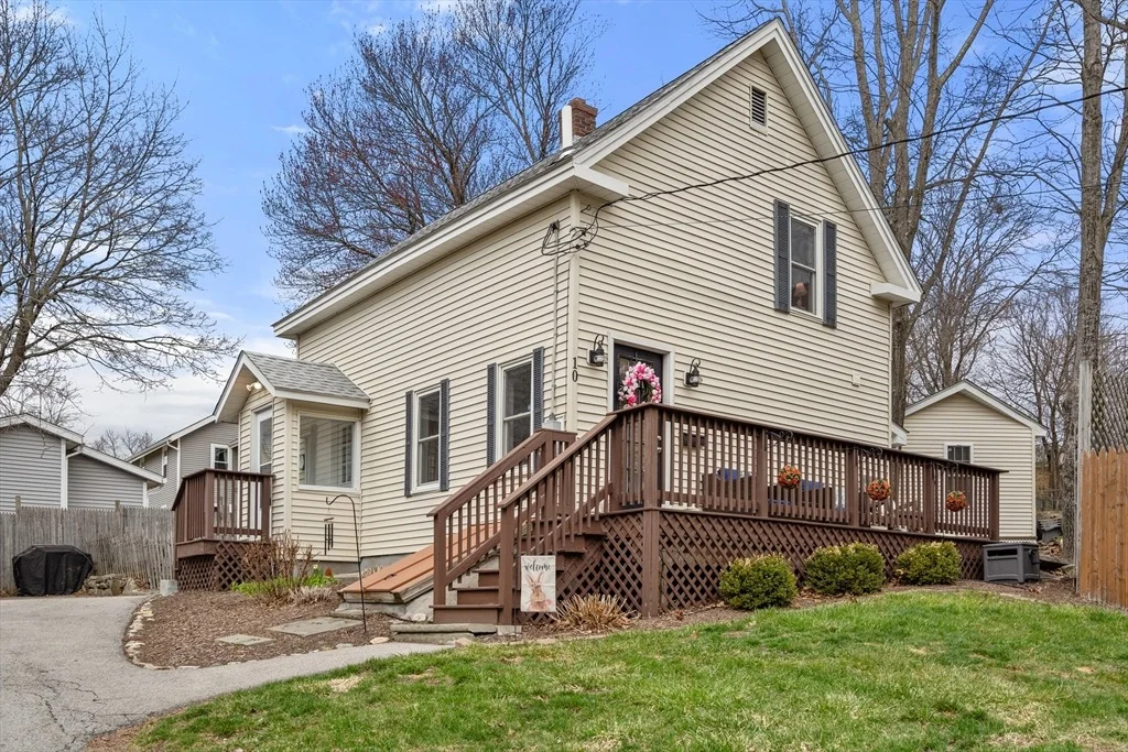 Photo of 10 Cedar St
