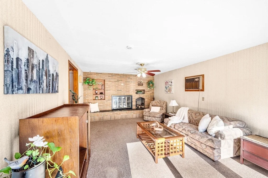 Photo of 260 Hermitage Drive