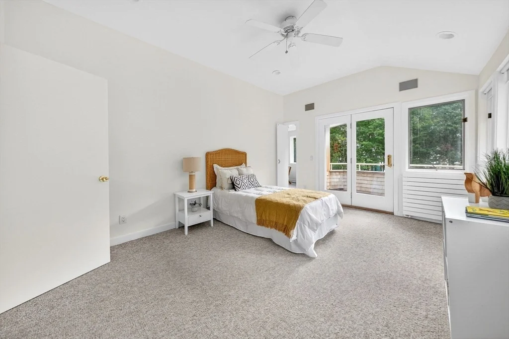Photo of 91 Piney Point Rd
