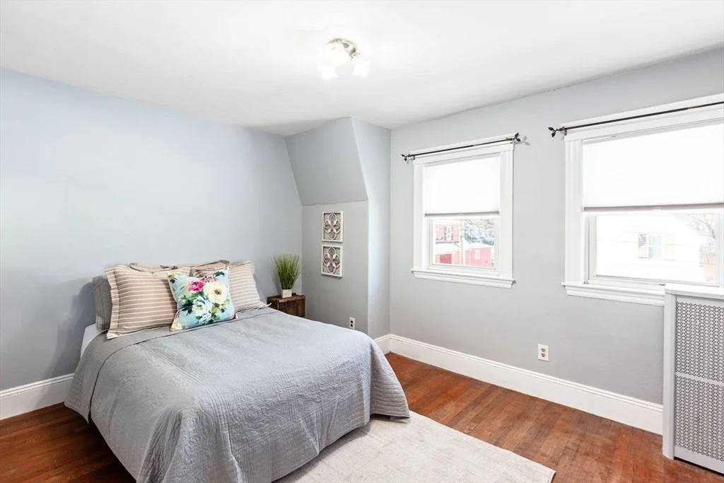 Photo of 177 Oak St