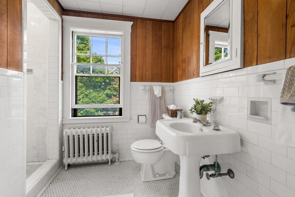 Photo of 36 Rockaway Ave