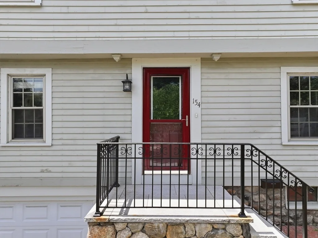 Photo of 154 Barnard Rd
