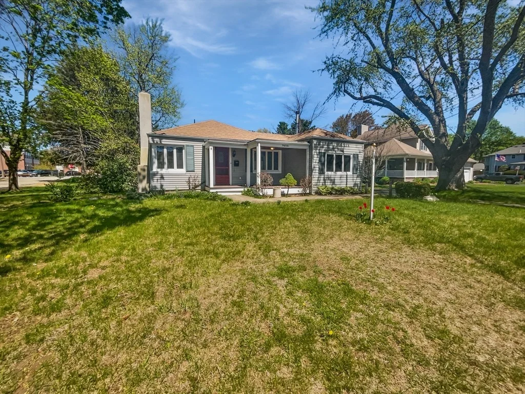 Photo of 45 Mccabe Ave