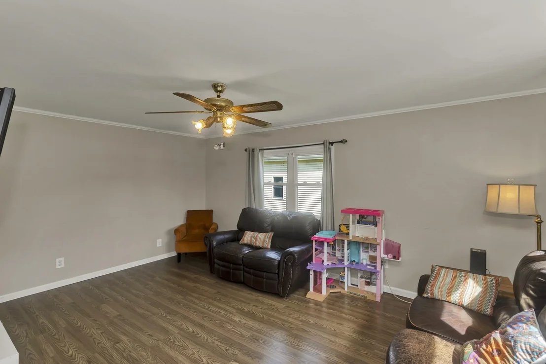 Photo of 26 Beaudry Ave