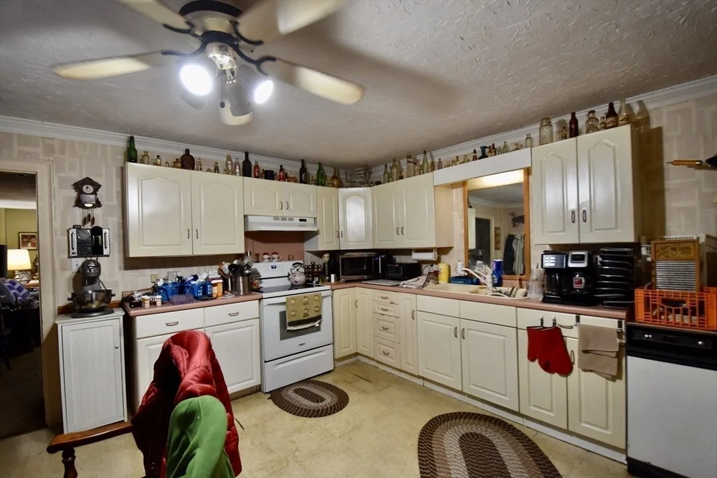 Photo of 30 Carpenter Hill Rd