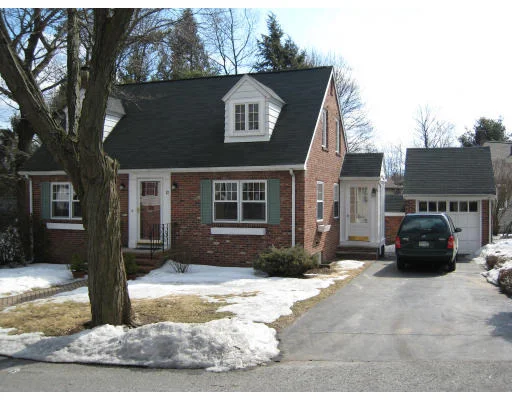 Photo of 10 Fox Road