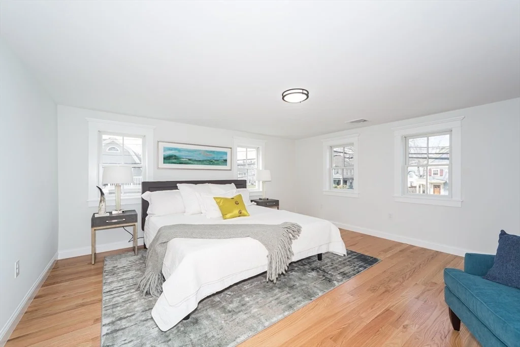 Photo of 44 W Central Street