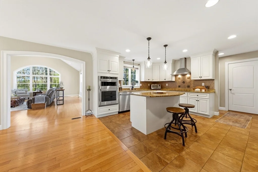 Photo of 206 Burnside
