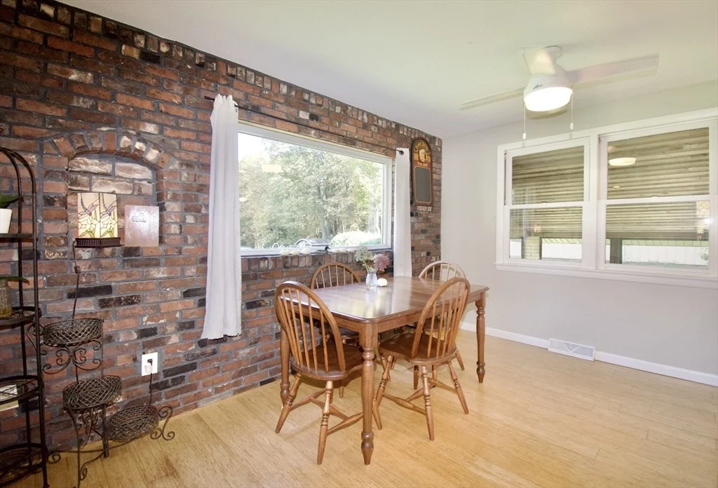 Photo of 2 Barton St