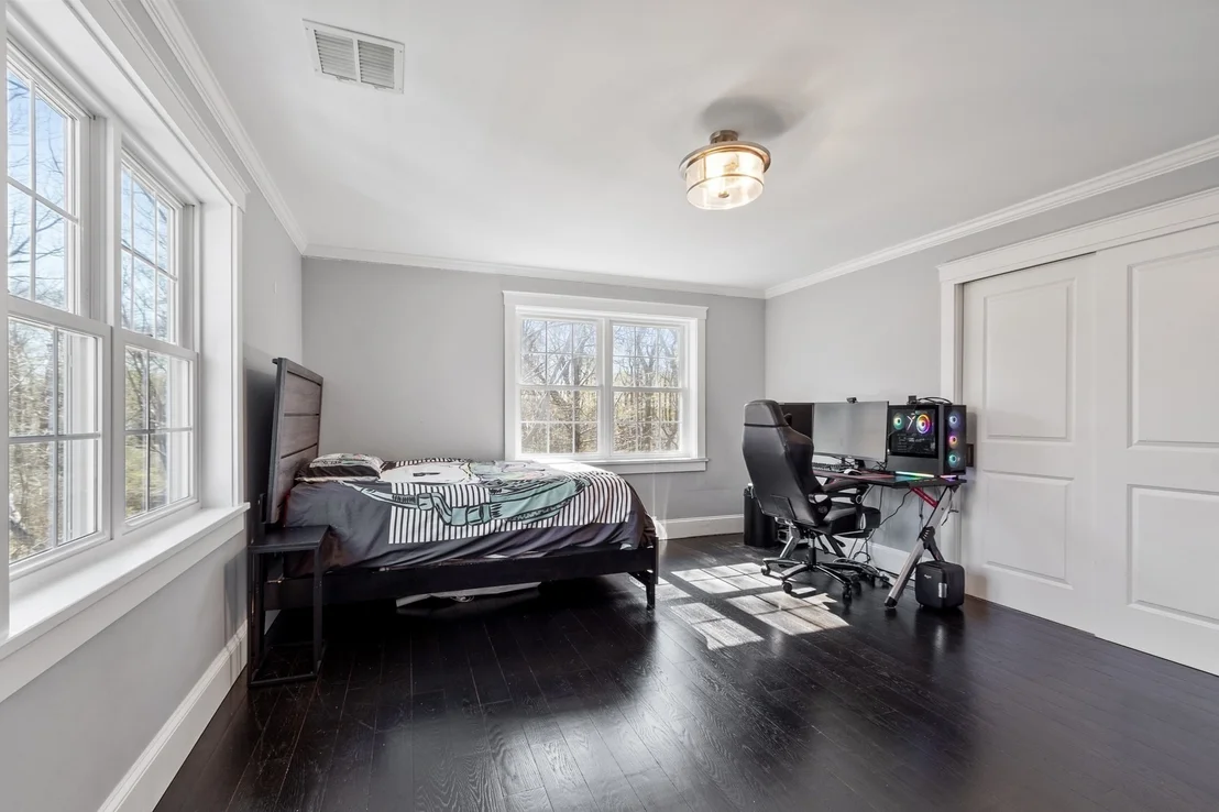 Photo of 3 Toronto Ave