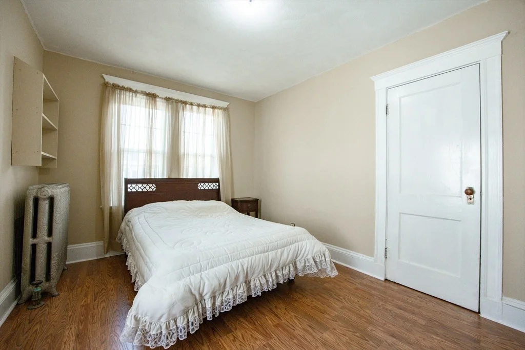 Photo of 105 Circuit Road