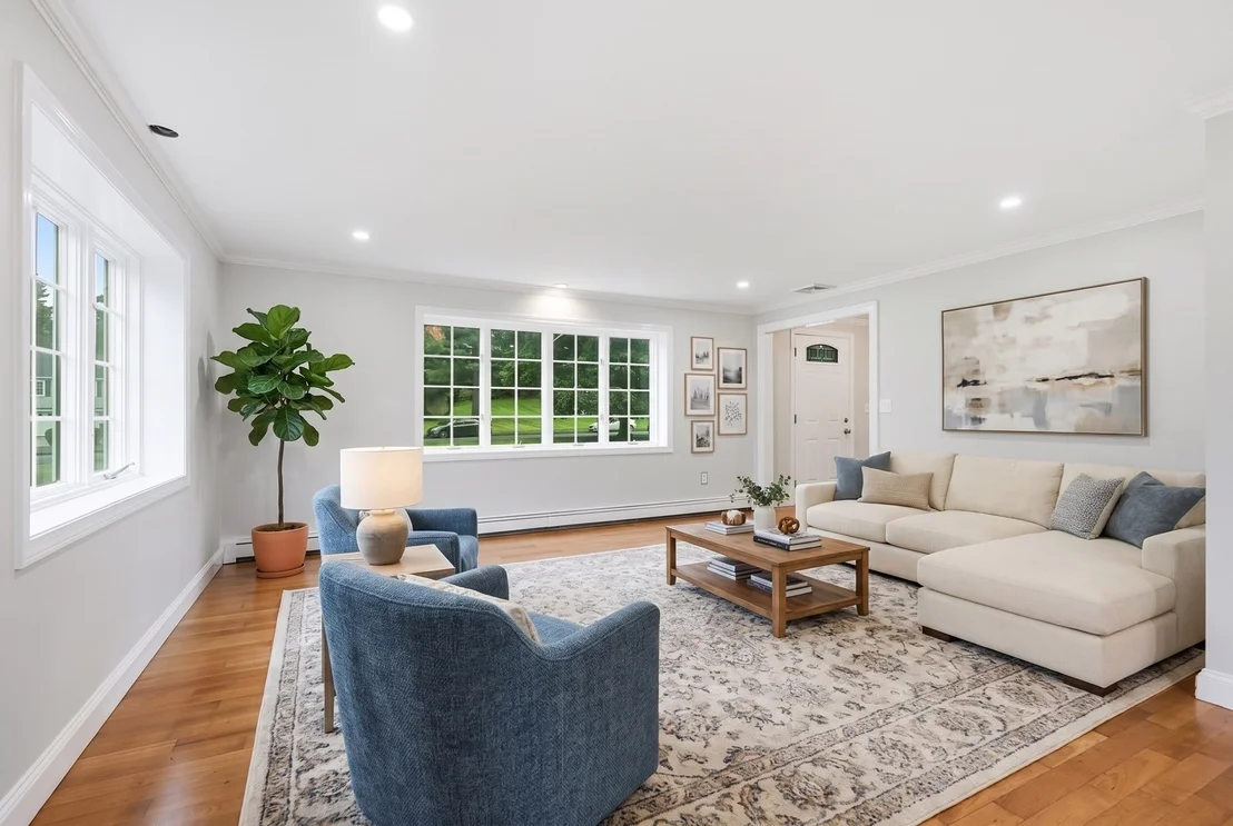 Photo of 6 Turner Dr