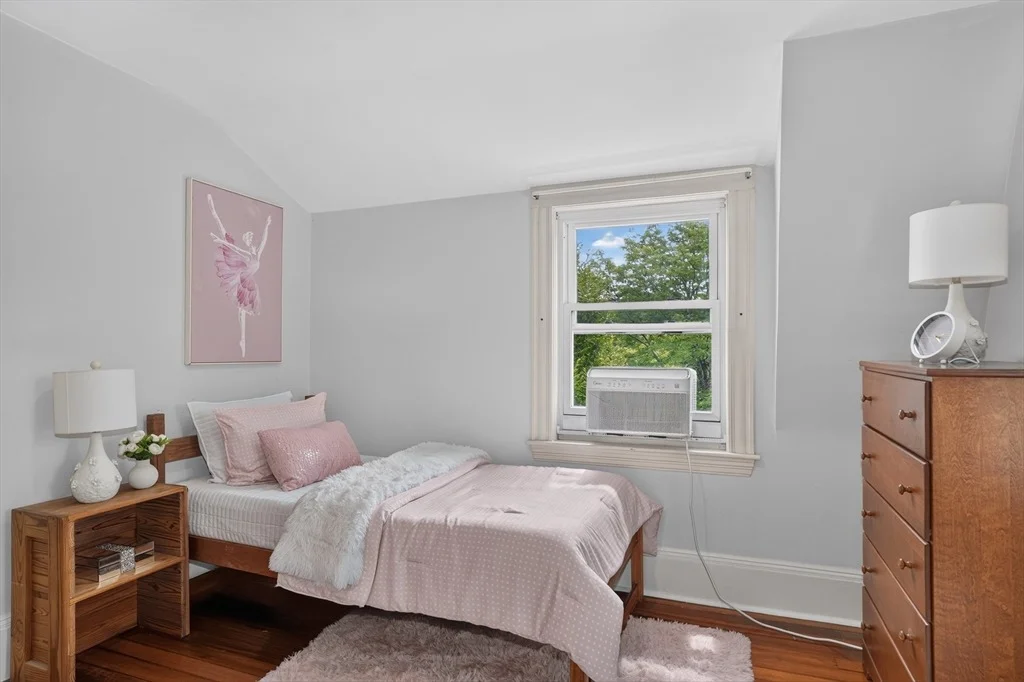Photo of 7 Henry St