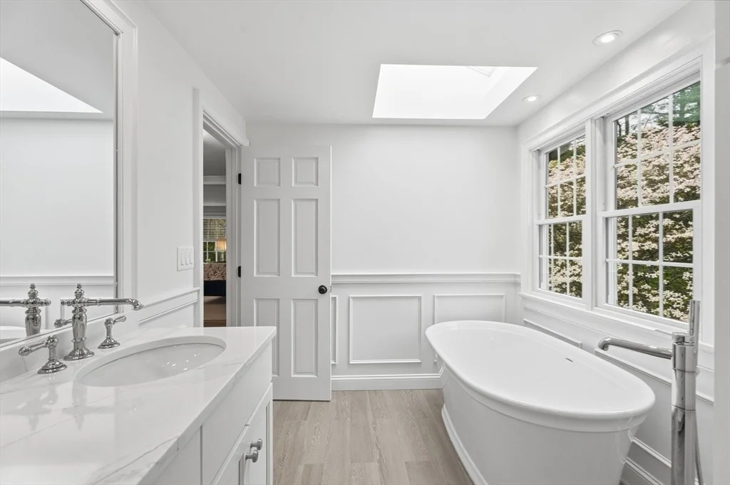 Photo of 64 Jenkins Rd