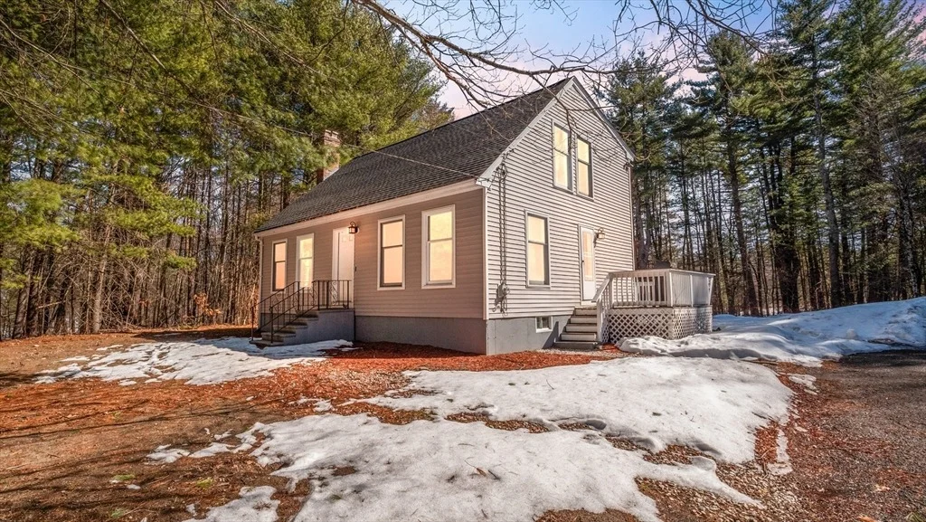 Photo of 77 Hazen Rd