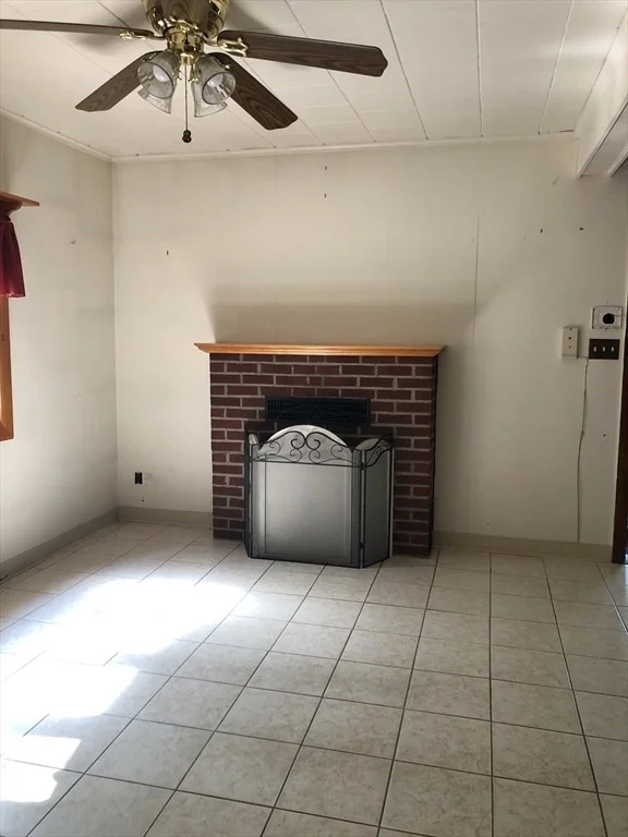 Photo of 64 Garfield Rd
