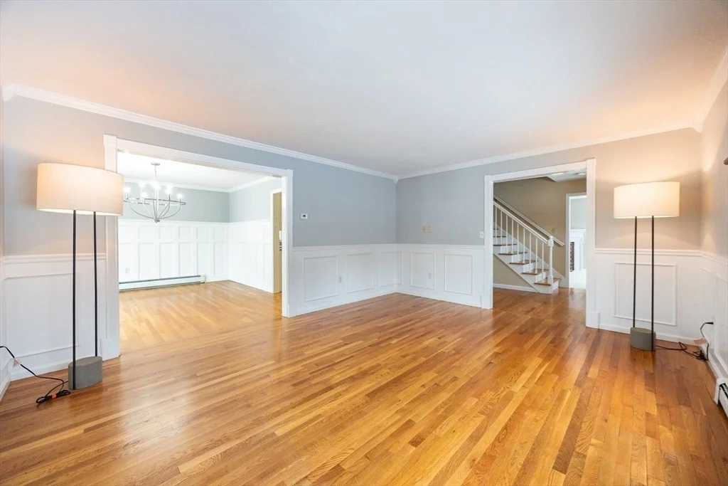 Photo of 7 Lone Oak Circle