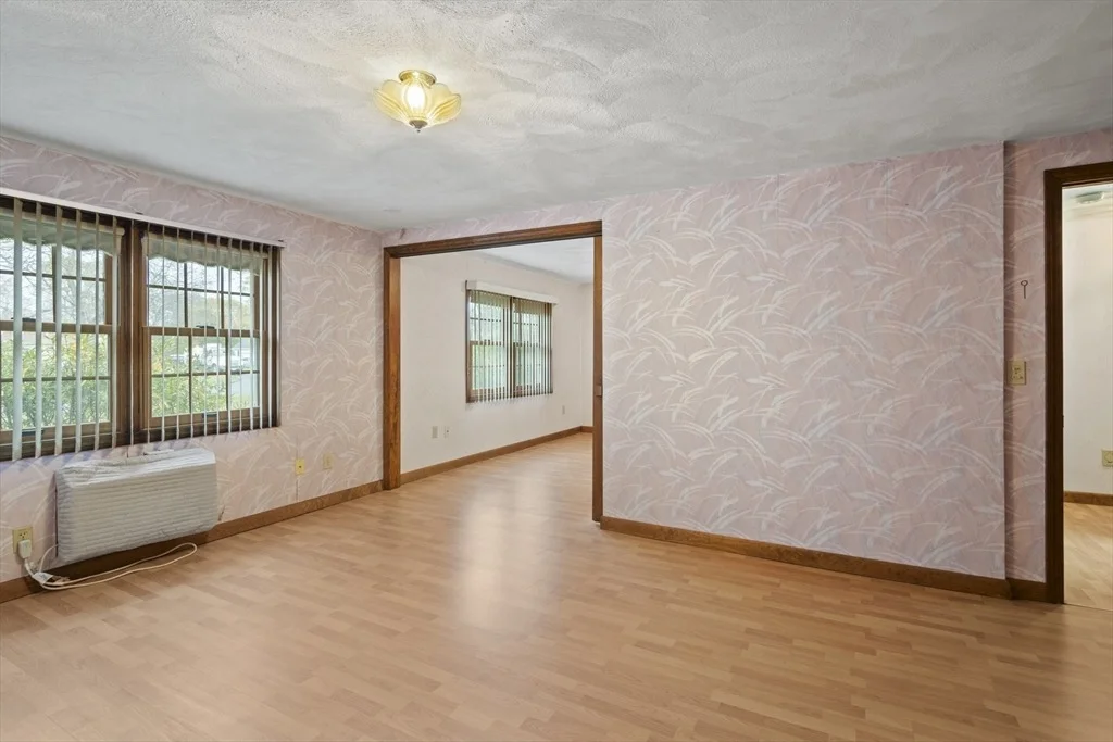Photo of 8 Hunter Circle