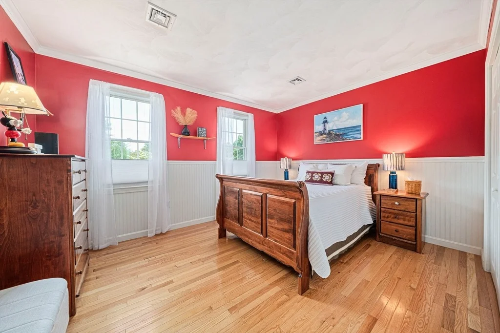 Photo of 136 Wolf Pond Road