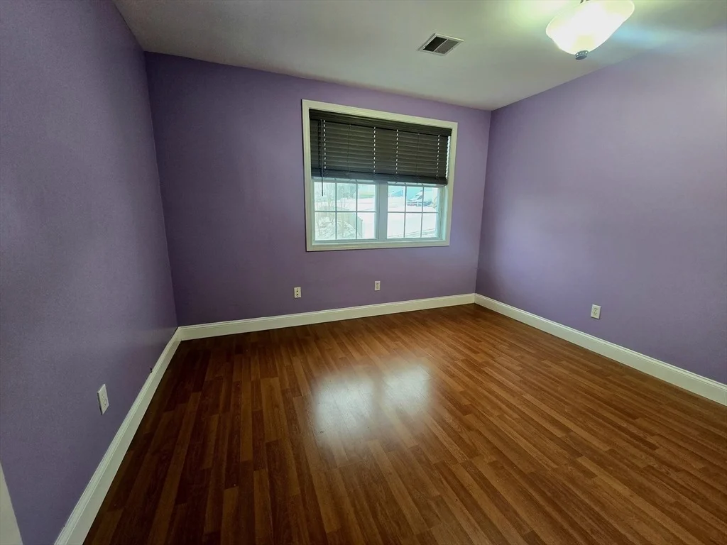 Photo of Unit C at 303 Eagle Street