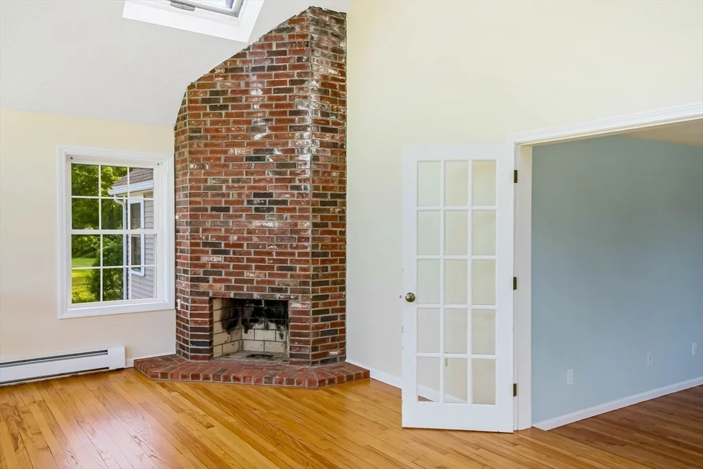 Photo of 21 Randall Rd