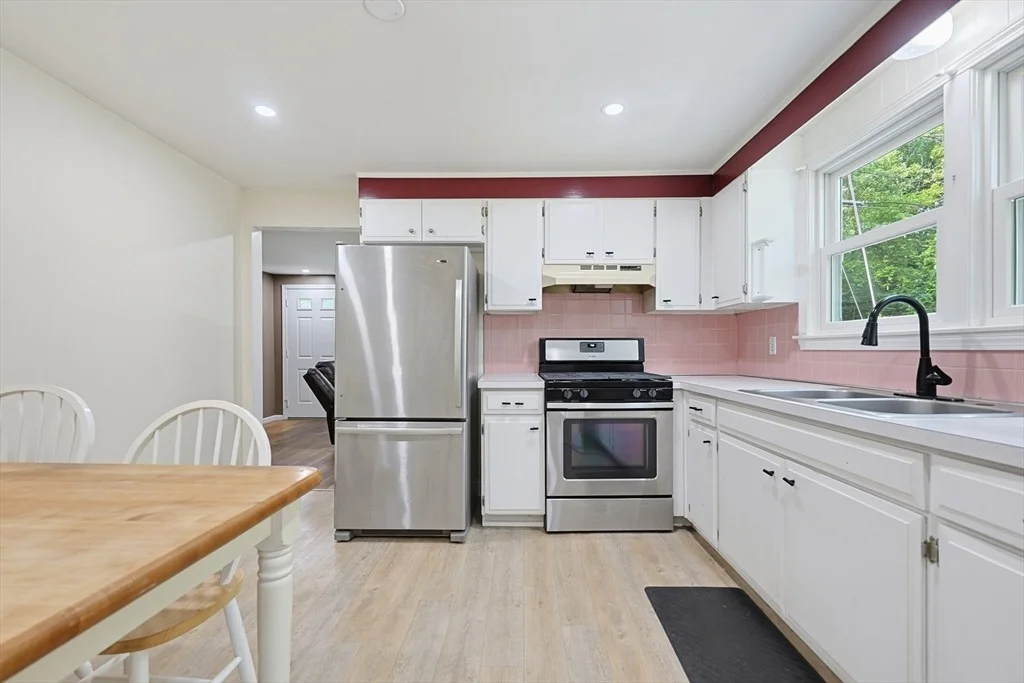 Photo of 304 Primrose Hill Rd