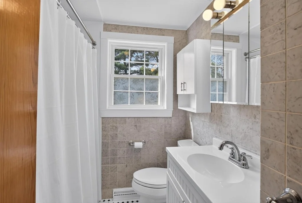 Photo of 12 Claude Rd