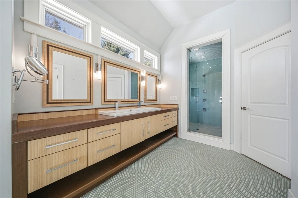 Photo of 68 Prospect Hill Rd