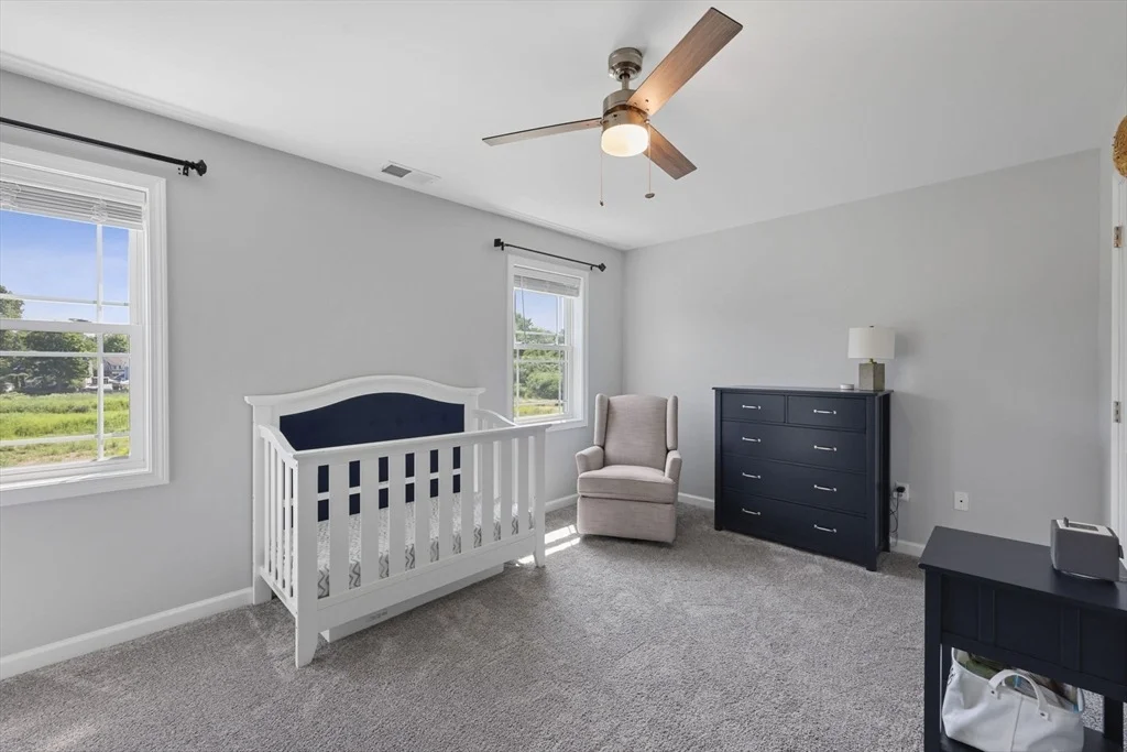 Photo of 51 Elaine Cir