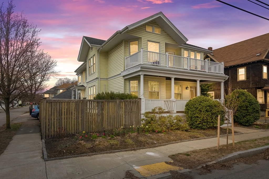 Photo of Unit 2 at 62 Everett Street