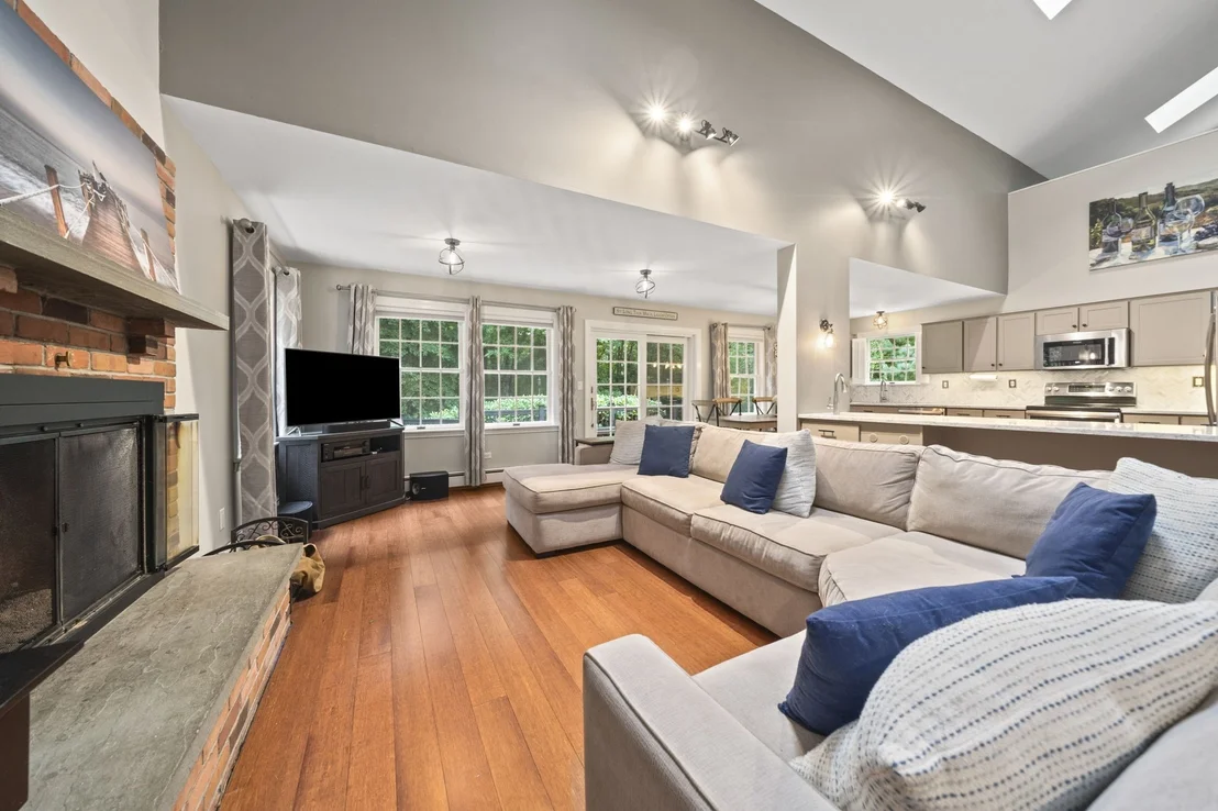 Photo of 1 Millets Ln