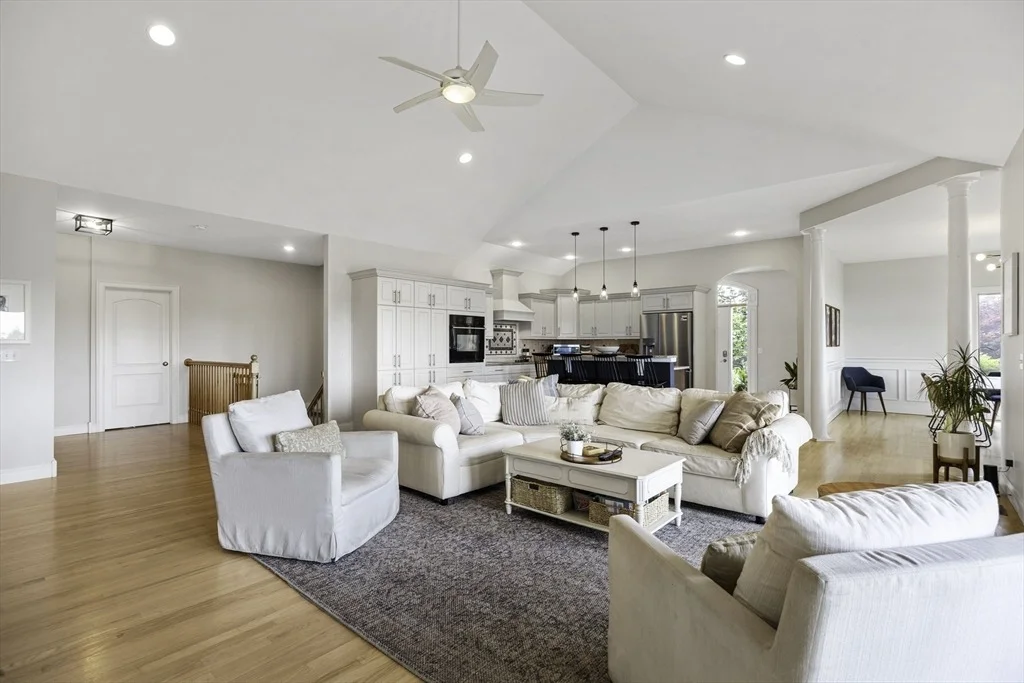 Photo of 27 Spring Hill Rd