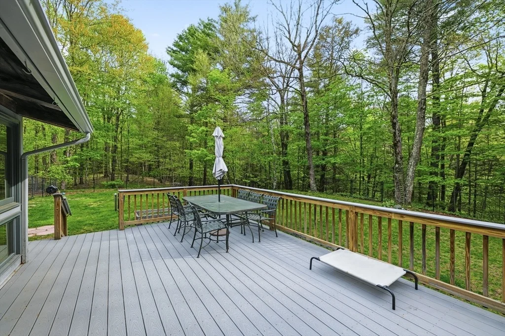 Photo of 591 Kennedy Road