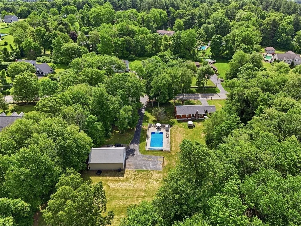 Photo of 126 Putnam Hill Rd