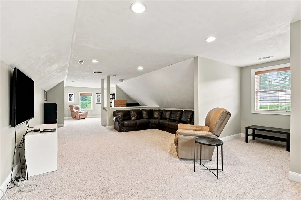 Photo of 3 Arborcrest Rd