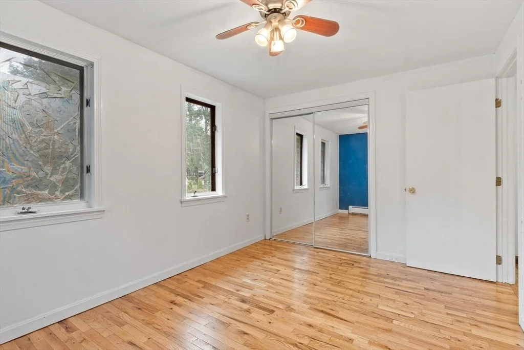 Photo of 90 Royalston Rd
