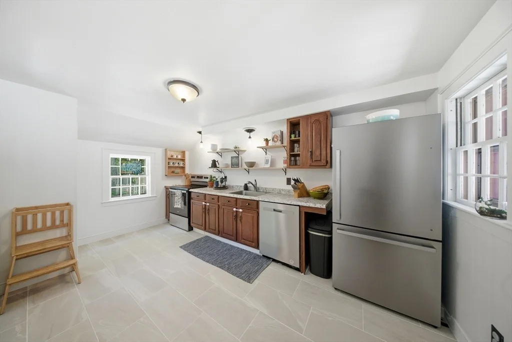 Photo of 46 Willard Rd