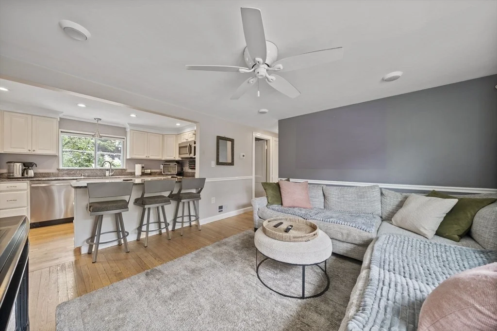 Photo of 78 Doris Dr