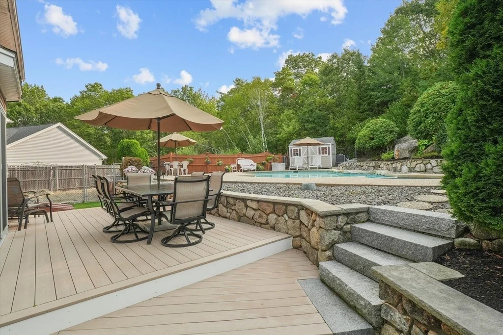 Photo of 325 Den Quarry Road