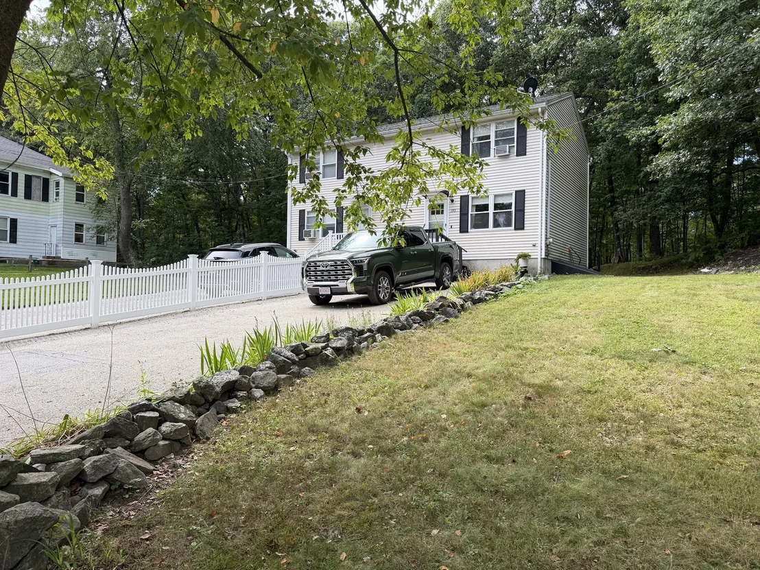 Photo of 193 Svenson Ave
