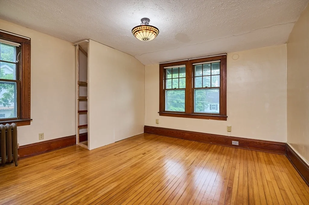 Photo of 9 Mcclure St