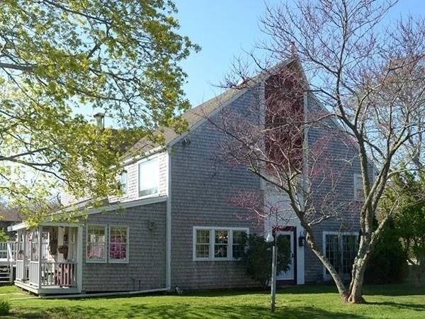 Photo of 660 Main St/.Route 6a